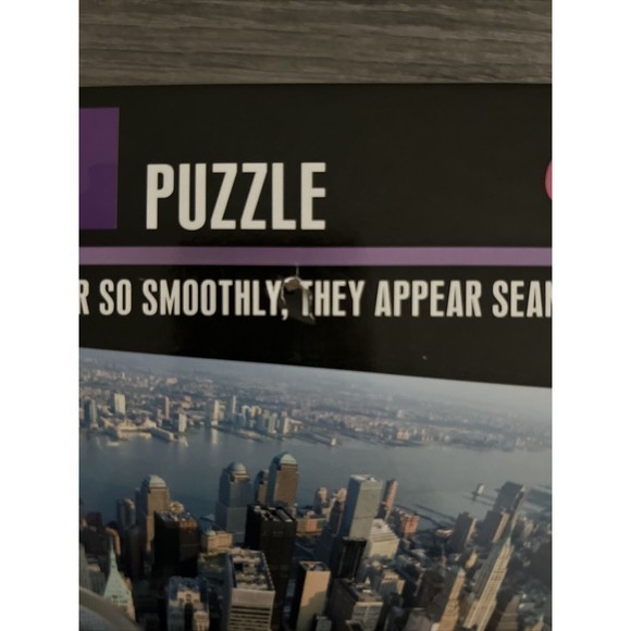 Cardinal 1000 Piece Puzzle Flawless Finish - New York City Skyscraper - Picture 3 of 8